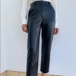Aritzia Command Pant 0 Black